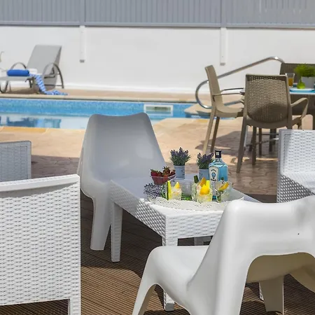 Deluxe Nissi Beach Aya Napa