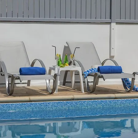 Villa Deluxe Nissi Beach Ajía Nápa