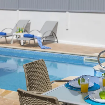 Deluxe Nissi Beach Agia Napa